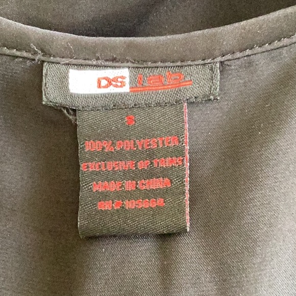 DS Lab  Black Satin Tank Blouse Size Small - Picture 4 of 4